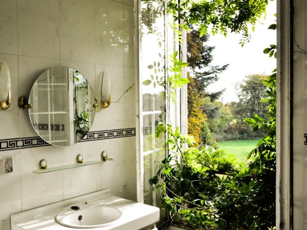 Photo "Inspiring ideas from bathroom showrooms that you can apply yourself"